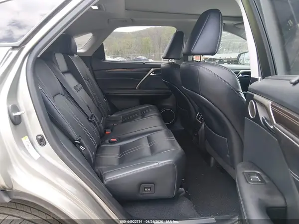 2T2BGMCAXJC023868 2018 LEXUS RX - Image 8