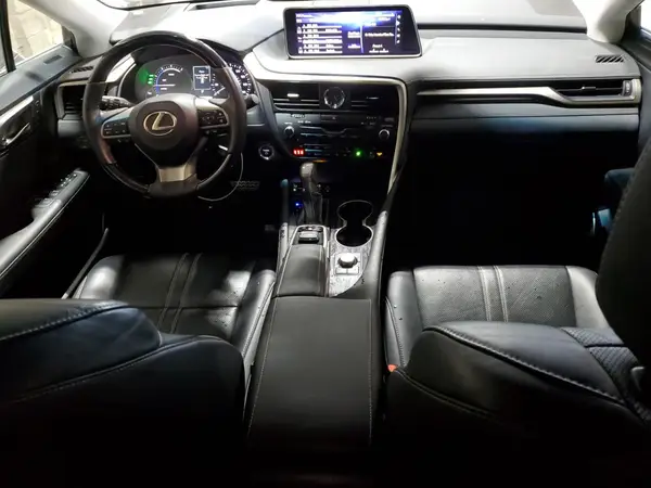 2T2BGMCAXKC033978 2019 LEXUS RX - Image 8