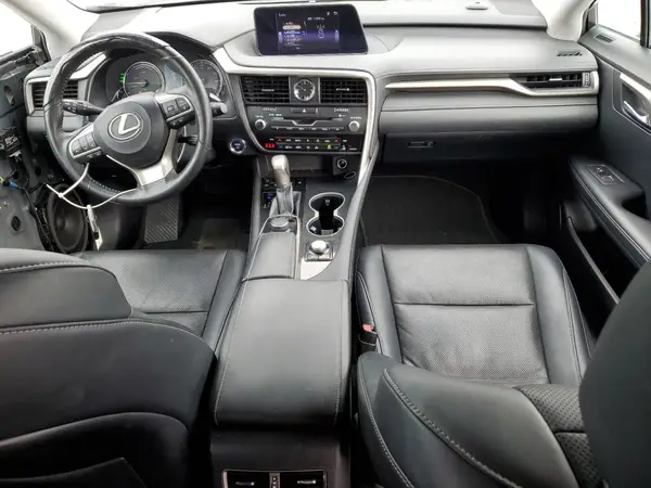 2T2BGMCAXKC037688 2019 LEXUS RX - Image 8