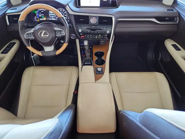 2T2BGMCAXKC038016 2019 LEXUS RX - Image 8