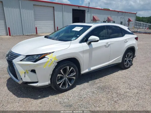2T2BGMCAXKC039389 2019 LEXUS RX - Image 2