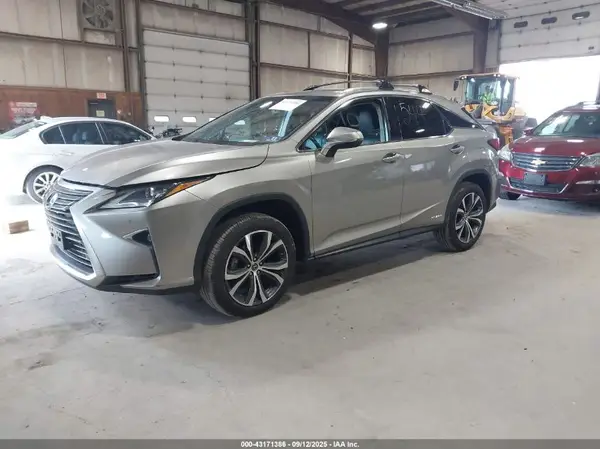 2T2BGMCAXKC040896 2019 LEXUS RX - Image 2