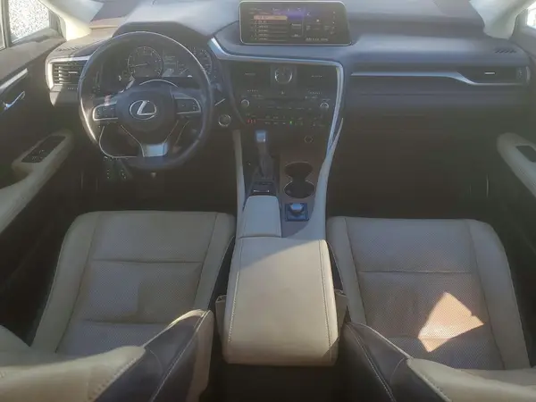 2T2BZMCA0HC071304 2017 LEXUS RX - Image 8