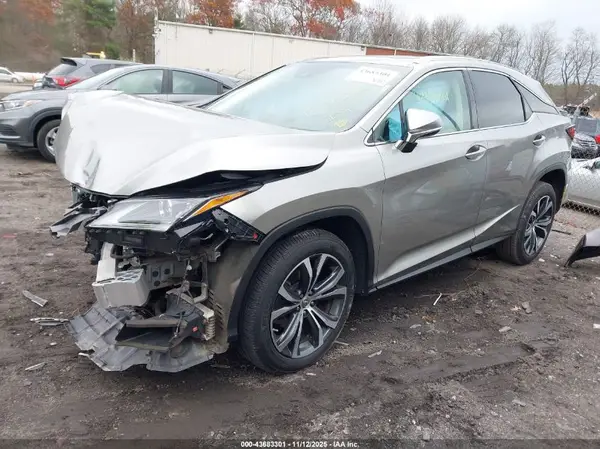 2T2BZMCA0HC092590 2017 LEXUS RX - Image 2
