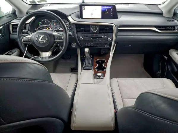 2T2BZMCA0HC100588 2017 LEXUS RX - Image 8