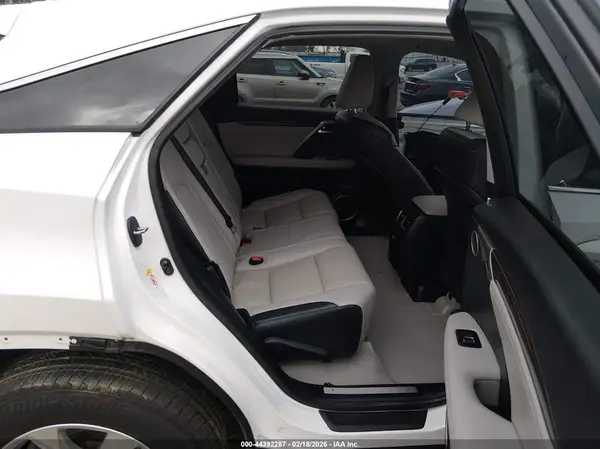 2T2BZMCA0HC123031 2017 LEXUS RX - Image 8