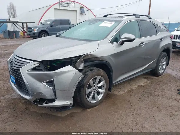 2T2BZMCA0JC140627 2018 LEXUS RX - Image 2