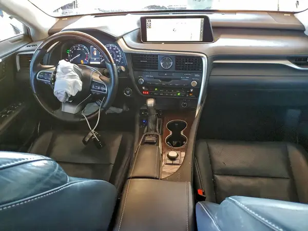 2T2BZMCA0JC140644 2018 LEXUS RX - Image 8