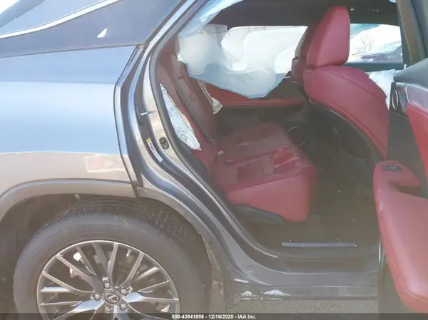 2T2BZMCA0JC145620 2018 LEXUS RX - Image 8