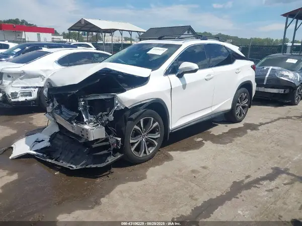 2T2BZMCA0JC147643 2018 LEXUS RX - Image 2