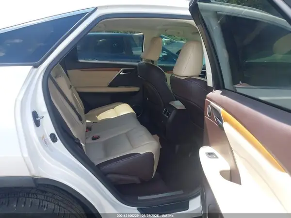 2T2BZMCA0JC147643 2018 LEXUS RX - Image 8
