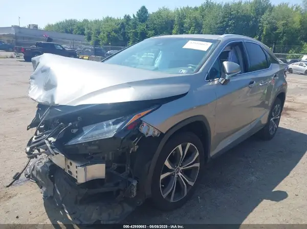 2T2BZMCA0JC149201 2018 LEXUS RX - Image 2