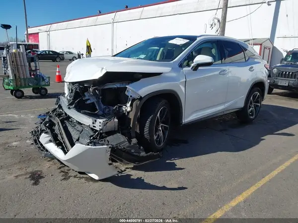 2T2BZMCA0JC152499 2018 LEXUS RX - Image 2