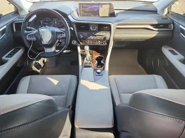 2T2BZMCA0JC155595 2018 LEXUS RX - Image 8