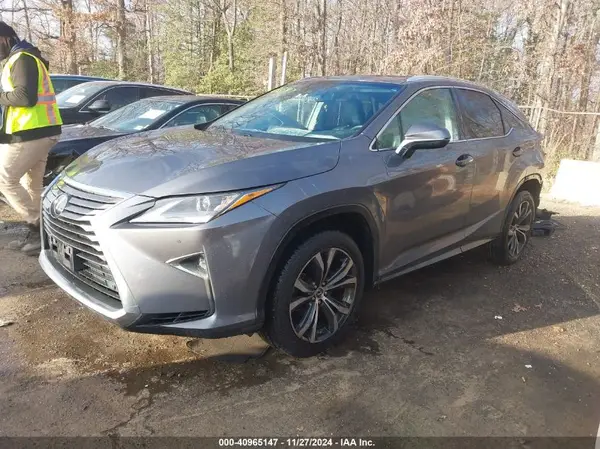 2T2BZMCA0JC164670 2018 LEXUS RX - Image 2