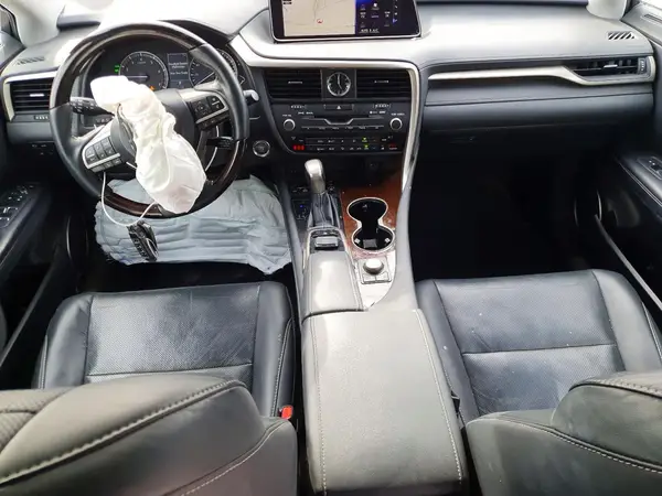 2T2BZMCA0JC165396 2018 LEXUS RX - Image 8