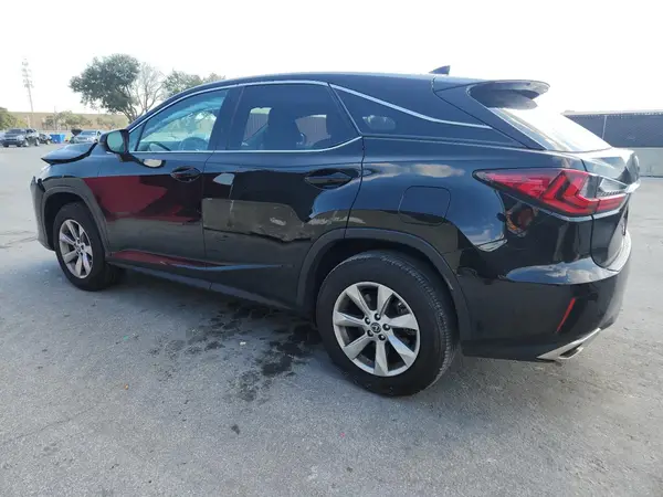 2T2BZMCA0JC166466 2018 LEXUS RX - Image 2