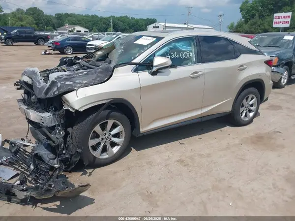 2T2BZMCA0KC184032 2019 LEXUS RX - Image 2