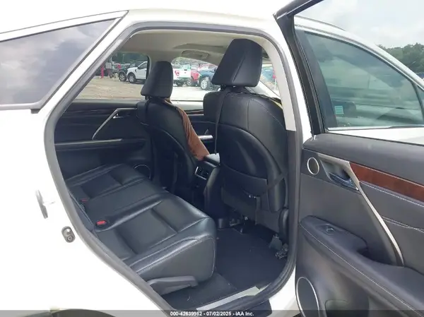 2T2BZMCA1GC023583 2016 LEXUS RX - Image 8