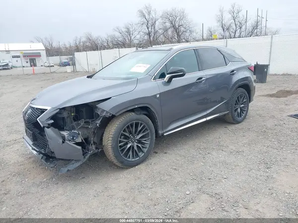 2T2BZMCA1GC030906 2016 LEXUS RX - Image 2