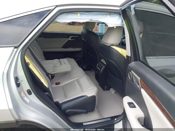 2T2BZMCA1HC090539 2017 LEXUS RX - Image 8