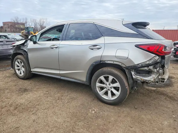 2T2BZMCA1HC109753 2017 LEXUS RX - Image 2