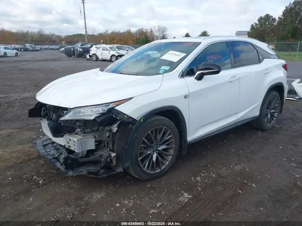 2T2BZMCA1JC163821 2018 LEXUS RX - Image 2