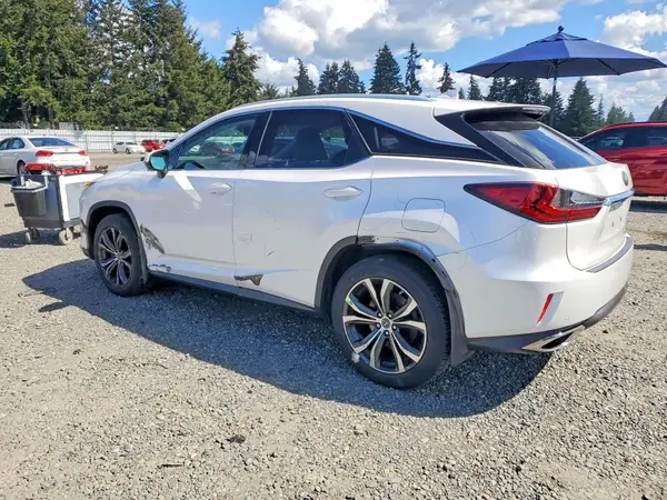 2T2BZMCA1KC167675 2019 LEXUS RX - Image 2