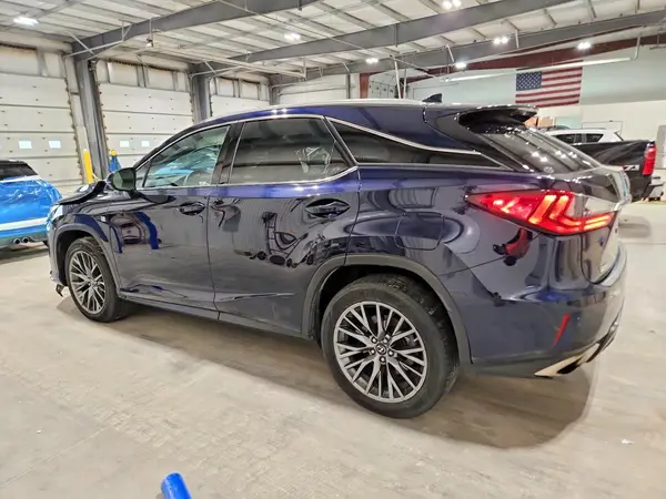 2T2BZMCA1KC175548 2019 LEXUS RX - Image 2