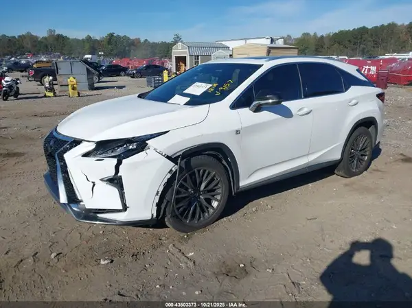 2T2BZMCA1KC189157 2019 LEXUS RX - Image 2