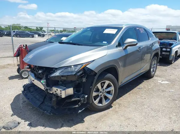 2T2BZMCA1KC195203 2019 LEXUS RX - Image 2