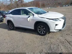 2T2BZMCA1KC202411 2019 LEXUS RX