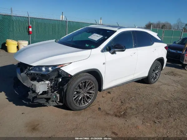 2T2BZMCA1KC209374 2019 LEXUS RX - Image 2