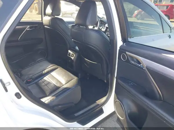 2T2BZMCA1KC209374 2019 LEXUS RX - Image 8