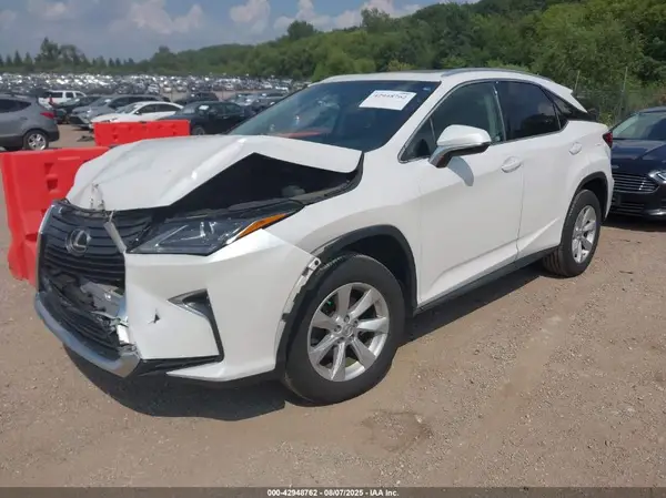 2T2BZMCA2GC005383 2016 LEXUS RX - Image 2
