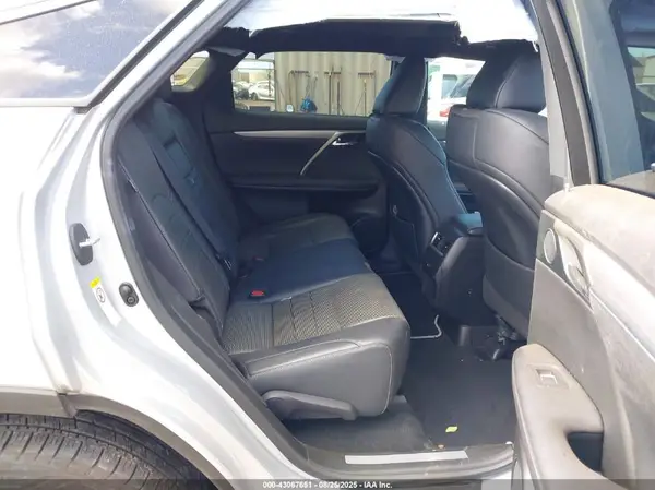 2T2BZMCA2GC017047 2016 LEXUS RX - Image 8