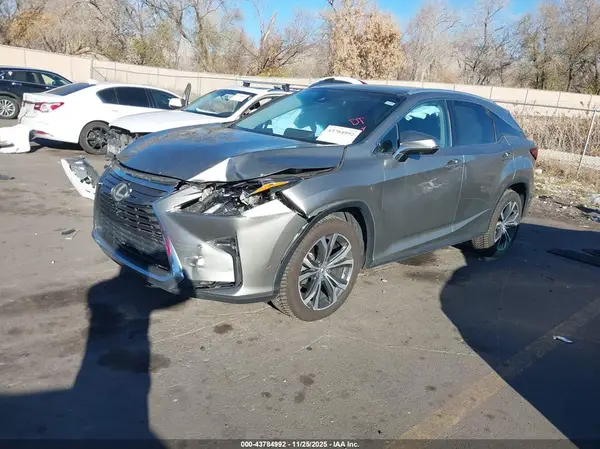 2T2BZMCA2HC056688 2017 LEXUS RX - Image 2