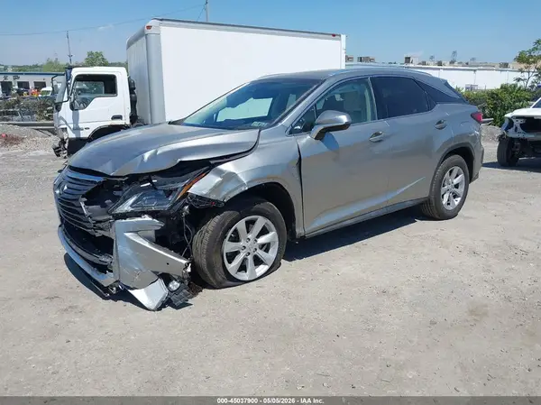 2T2BZMCA2HC063303 2017 LEXUS RX - Image 2
