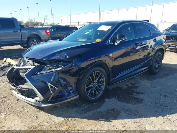 2T2BZMCA2HC064662 2017 LEXUS RX - Image 2