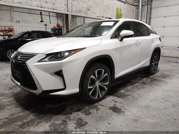 2T2BZMCA2HC067724 2017 LEXUS RX - Image 2