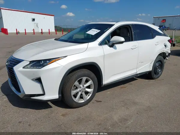 2T2BZMCA2HC068811 2017 LEXUS RX - Image 2