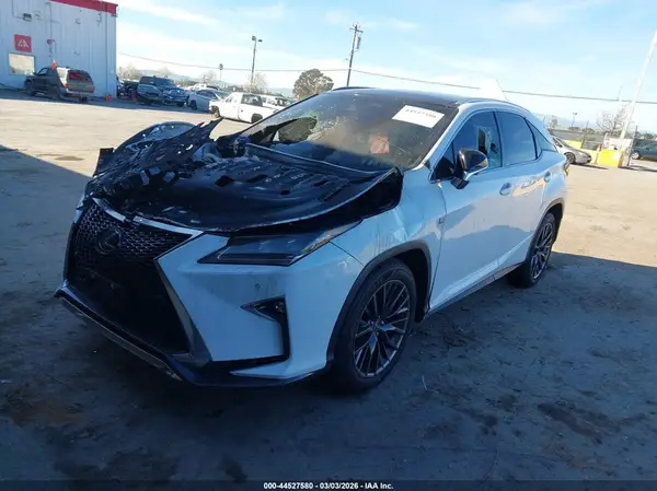 2T2BZMCA2HC071725 2017 LEXUS RX - Image 2