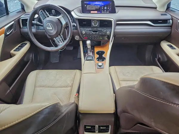 2T2BZMCA2HC085320 2017 LEXUS RX - Image 8
