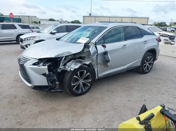 2T2BZMCA2HC088282 2017 LEXUS RX - Image 2