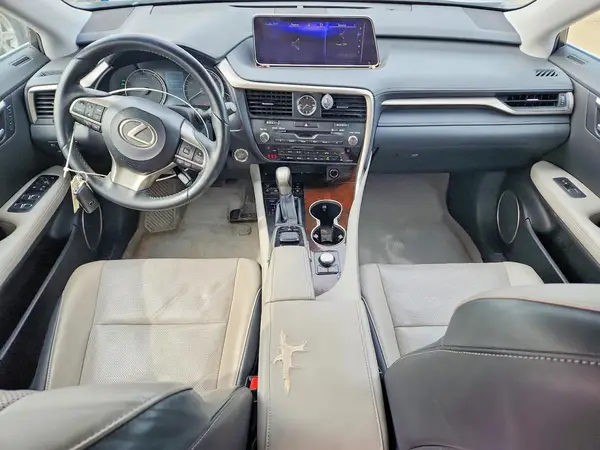 2T2BZMCA2HC089903 2017 LEXUS RX - Image 8
