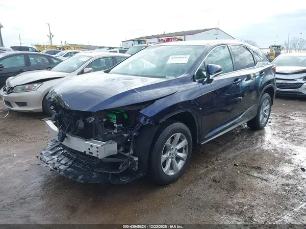 2T2BZMCA2HC089979 2017 LEXUS RX - Image 2