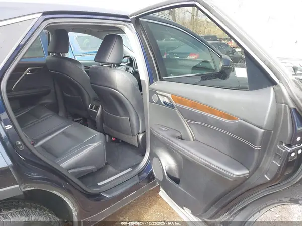 2T2BZMCA2HC089979 2017 LEXUS RX - Image 8