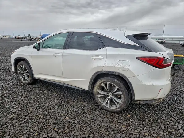 2T2BZMCA2HC102147 2017 LEXUS RX - Image 2