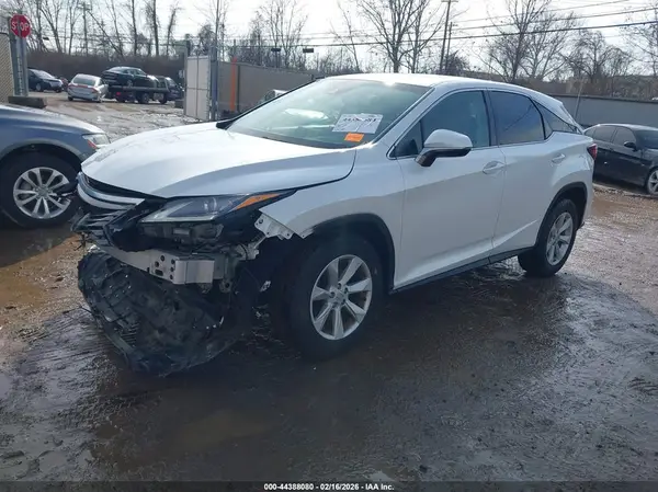 2T2BZMCA2HC114458 2017 LEXUS RX - Image 2