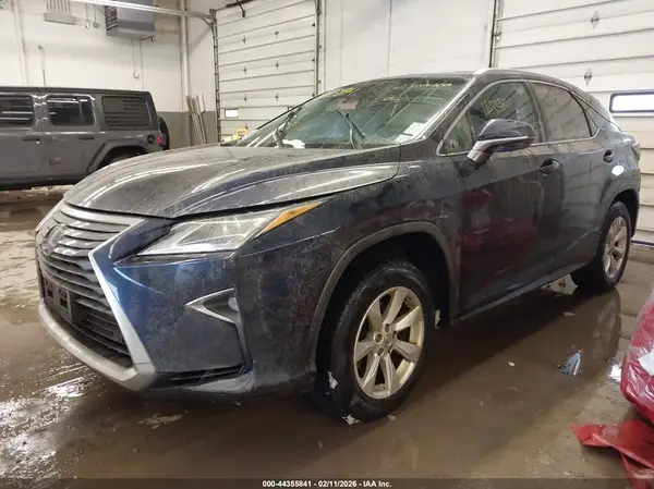 2T2BZMCA2HC126285 2017 LEXUS RX - Image 2